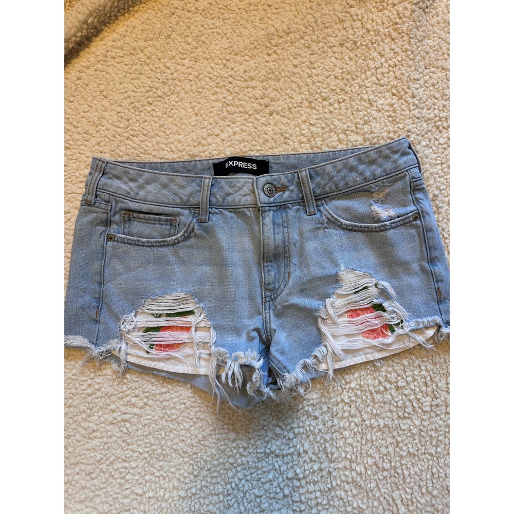 Express Womens Size 6 Shortie Relaxed Low Rise Distressed Floral Denim Shorts
